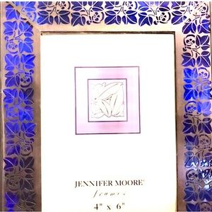 Picture frame- Jennifer Moore stained glass picture frame 4”by 6”  blue glass